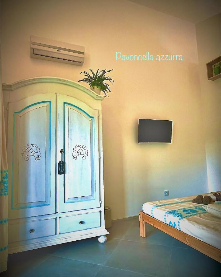 B&B Le Pavoncelle Sarde Флумини ди Куарту Екстериор снимка