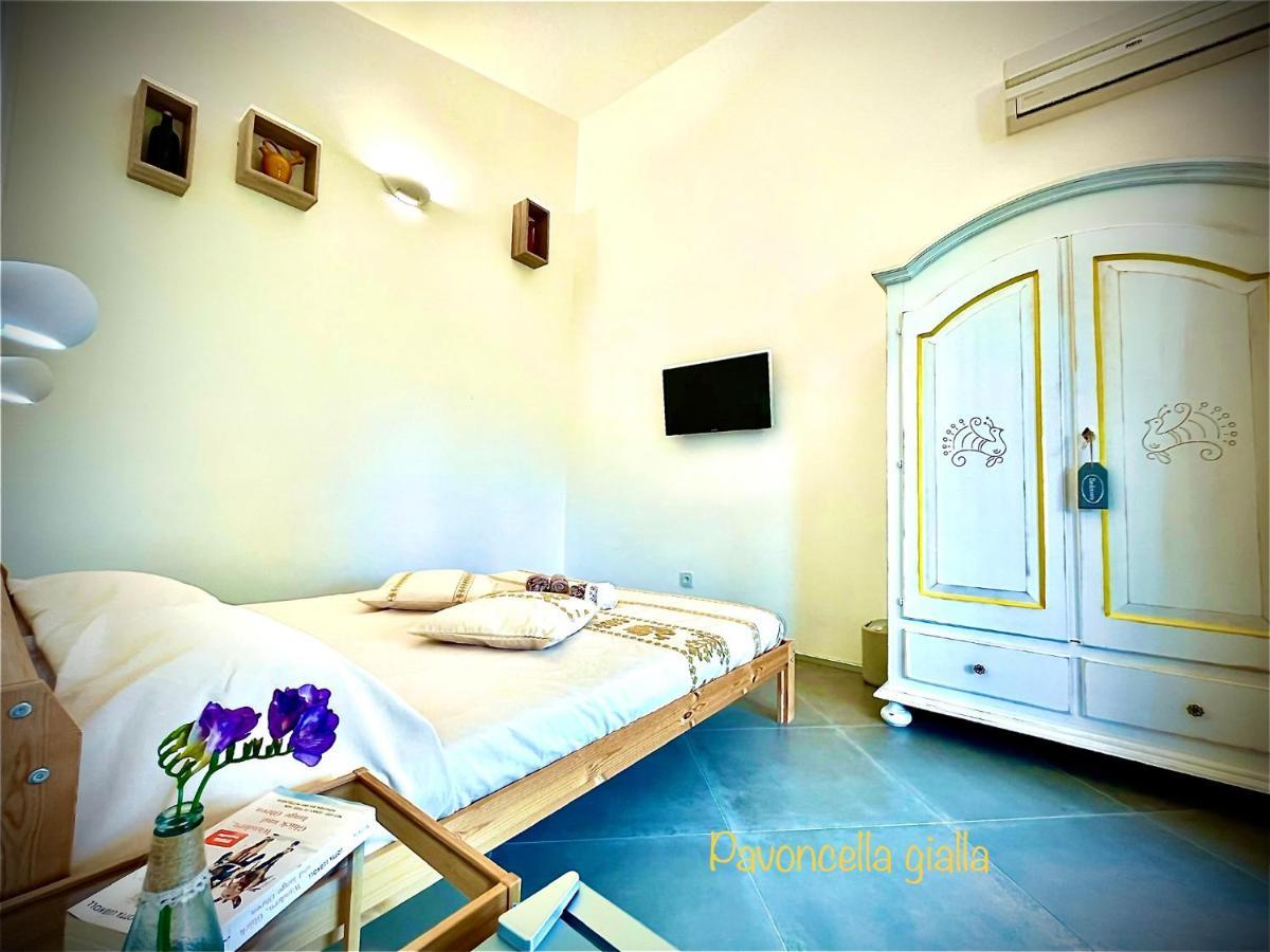 B&B Le Pavoncelle Sarde Флумини ди Куарту Екстериор снимка